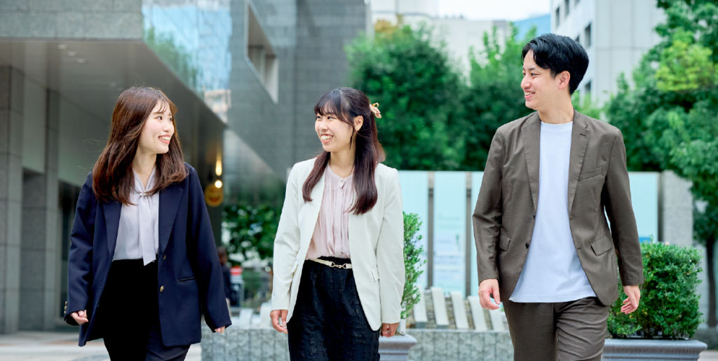 若手が挑戦できる環境で、理想のキャリアを追求。NECで輝く新卒社員の